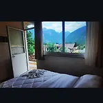 Mikel Center Vendégház 3*