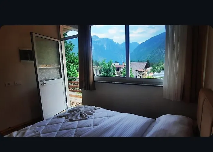 Mikel Center Pensjonat 3*